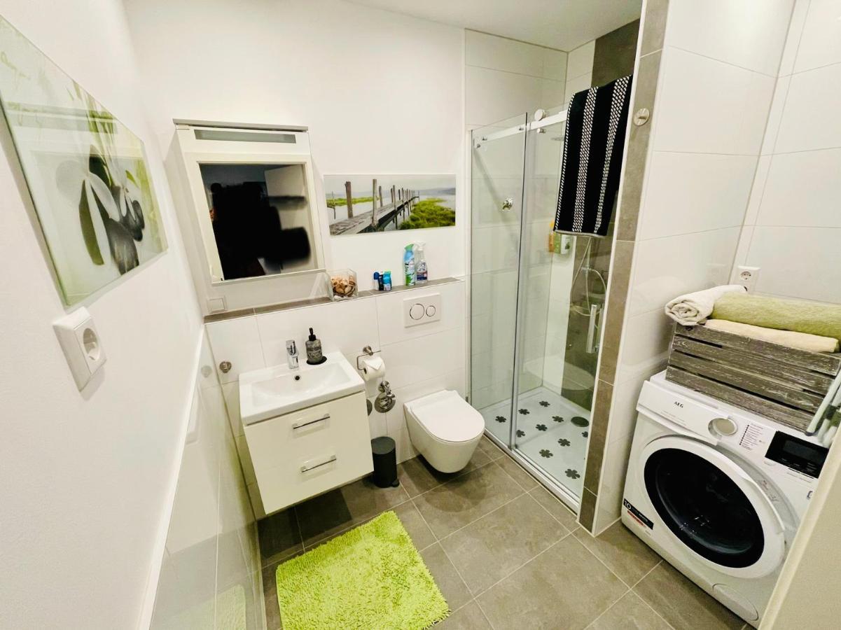 2 Room Galerie Einliegerwohnung In Rheinstetten, Messe Naehe, Rollstuhlfahrer Geeignet Esterno foto